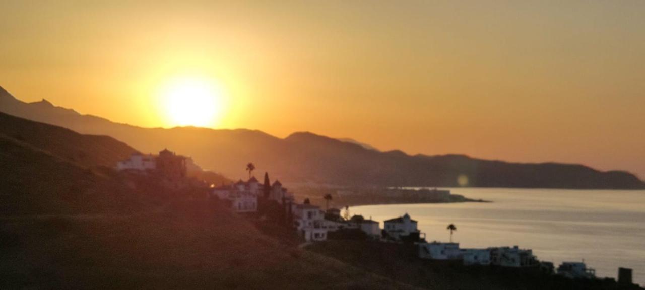 Wonderful Sunrise Apartment Calaceite Torrox Dış mekan fotoğraf